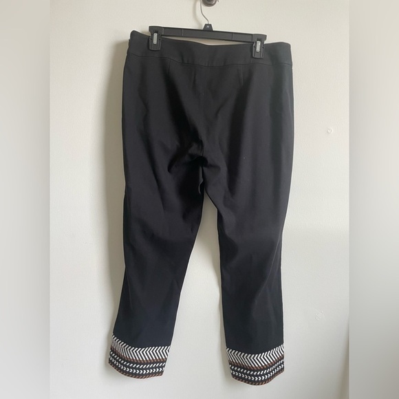 Badgley Mischka Pants Sz 12 Black Embroidered Hem Cropped - Picture 2 of 8